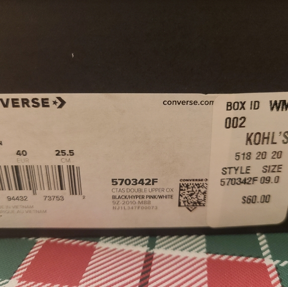 Shoes - Picture 2 of 8